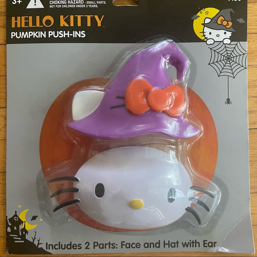 Sanrio Hello Kitty Pumpkin Push-In Halloween Decoration